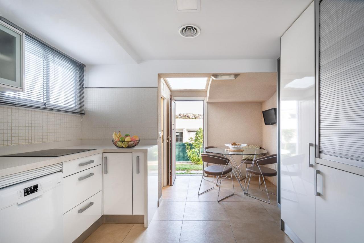 Bonito Bungalow Con Piscina Junto A La Playa San Bartolomé 外观 照片